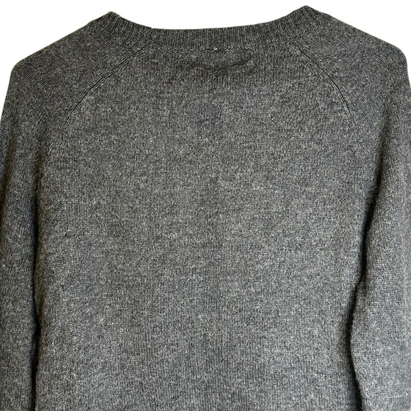 Bethany‎ Mota Gnome Sweater Gray Crew Neck Womens M Christmas Holiday Cozy Soft - Picture 7 of 11